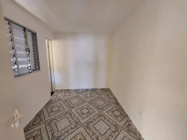 Imagem 13: Térrea para Aluguel Tem 210 Metros Quadrados com 3 Quartos