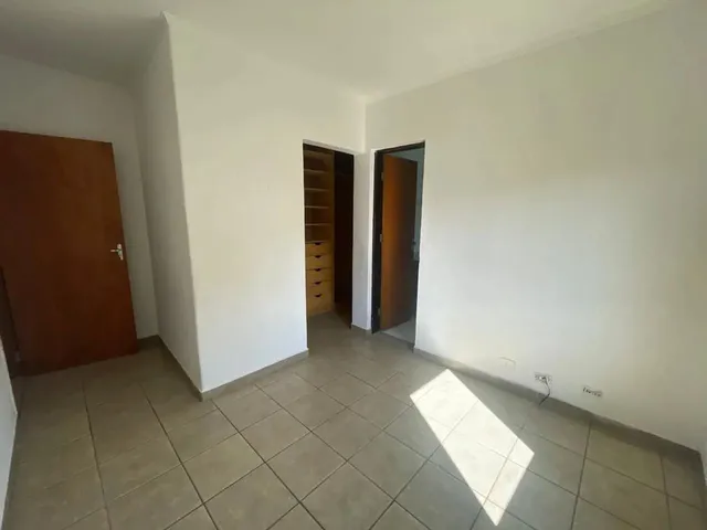 Imagem 6: Sobrado com 3 Dormitórios para Venda, 164M² - Vila Alzira - Santo...