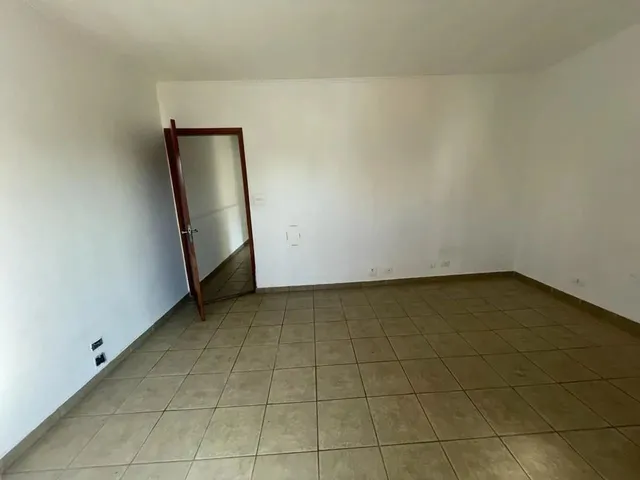 Imagem 10: Sobrado com 3 Dormitórios para Venda, 164M² - Vila Alzira - Santo...