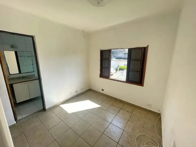 Imagem 15: Sobrado com 3 Dormitórios para Venda, 164M² - Vila Alzira - Santo...
