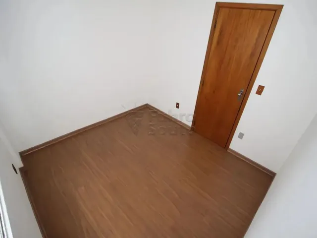 Imagem 15: Descubra Seu Novo Lar: Apartamento Central com Conforto e Estilo no Edifício Residencial