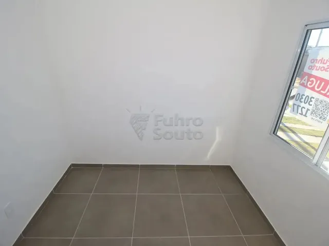 Imagem 12: Casa Aconchegante no Condomínio Altos do Jerivás - Tranquilidade e Conforto no Bairro