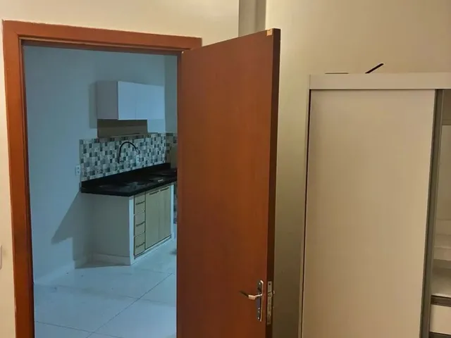 Imagem 2: Casa em Condomínio Fechado - Reformada e Pronta para Morar