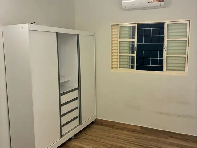 Imagem 3: Casa em Condomínio Fechado - Reformada e Pronta para Morar