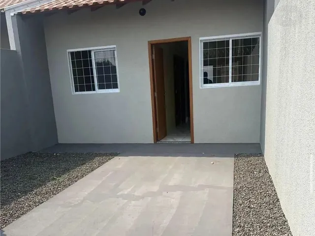 Imagem: A casa possui 2 Dormitórios, 1 Banheiro, 1 Vaga na