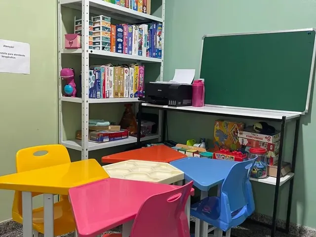 Imagem 16: Casa para Aluguel Possui 260 Metros Quadrados com 4 Quartos em Central - Macapá - Amapá