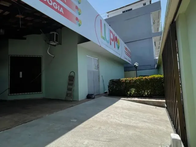 Imagem 2: Casa para Aluguel Possui 260 Metros Quadrados com 4 Quartos em Central - Macapá - Amapá