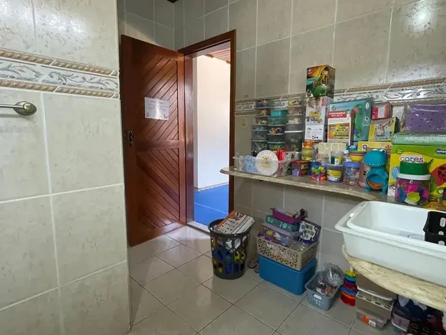 Imagem 3: Casa para Aluguel Possui 260 Metros Quadrados com 4 Quartos em Central - Macapá - Amapá