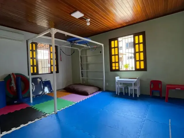 Imagem 9: Casa para Aluguel Possui 260 Metros Quadrados com 4 Quartos em Central - Macapá - Amapá