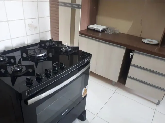Imagem: O apartamento possui 2 Dormitórios, 1 Banheiro, 1 Vaga na