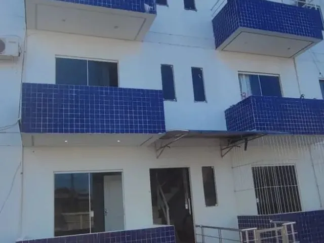 Imagem: O apartamento possui 2 Dormitórios, 1 Banheiro, 2 Vagas na