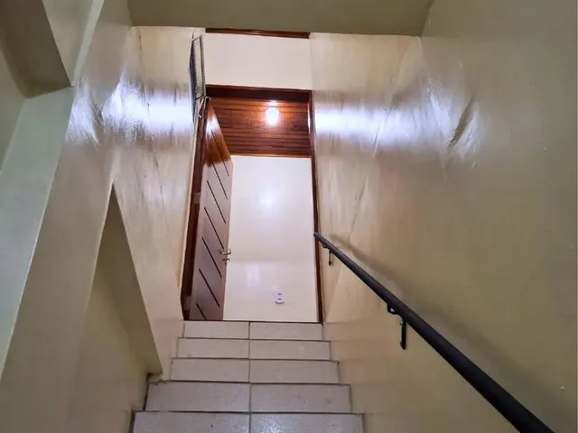 Imagem: O apartamento possui 2 Dormitórios, 1 Banheiro e está