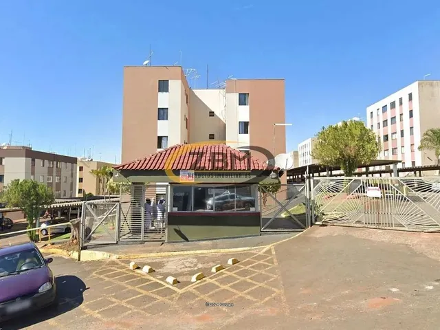 Imagem 1: Apartamento para Locação, 03 Quartos ( 02 com Armários ), Cozinha com Armários