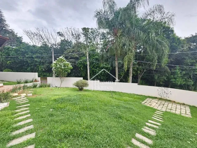 Imagem: Casa com 3 Quartos para Alugar - Condomínio