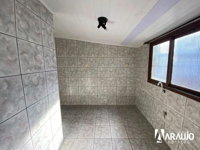 Imagem: Casa com 3 Dormitórios para Alugar em Cordeiros