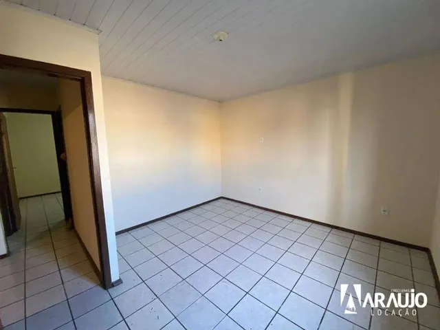 Imagem 3: Casa com 3 Dormitórios para Alugar em Cordeiros - Itajaí