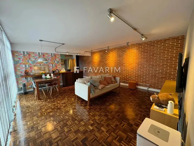 Imagem: Apartamento com 2 Dormitórios À Venda