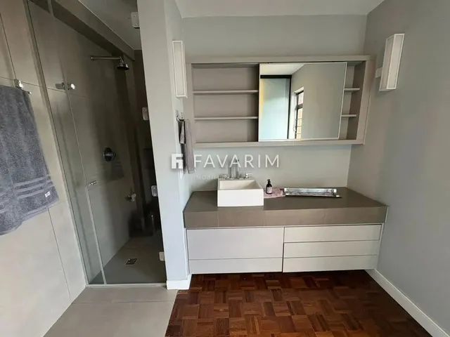 Imagem 3: Apartamento com 2 Dormitórios À Venda com 110M² no Bairro Batel - Curitiba / Pr