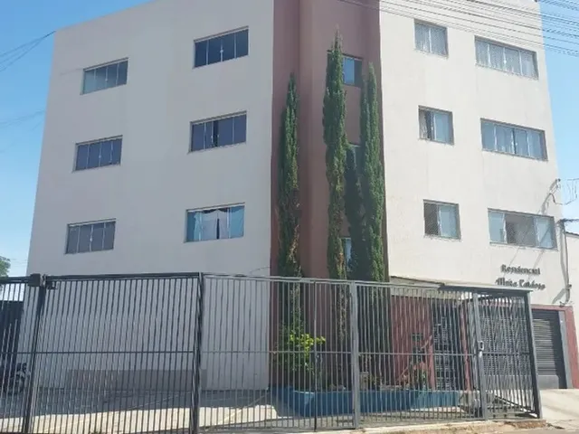 Imagem: Alugo Lindo Apartamento de Dois Quartos