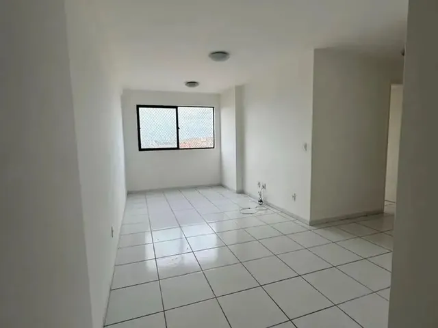 Imagem: O apartamento possui 3 Dormitórios, 1 Suíte, 2 Banheiros,