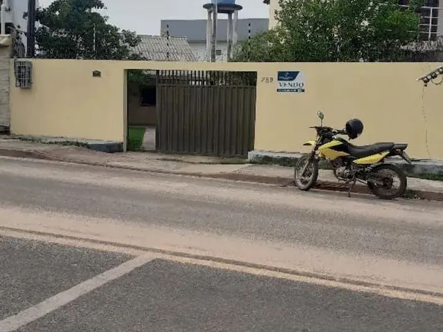 Imagem: Casa no Bairro do Santissimo em Ótima Localização