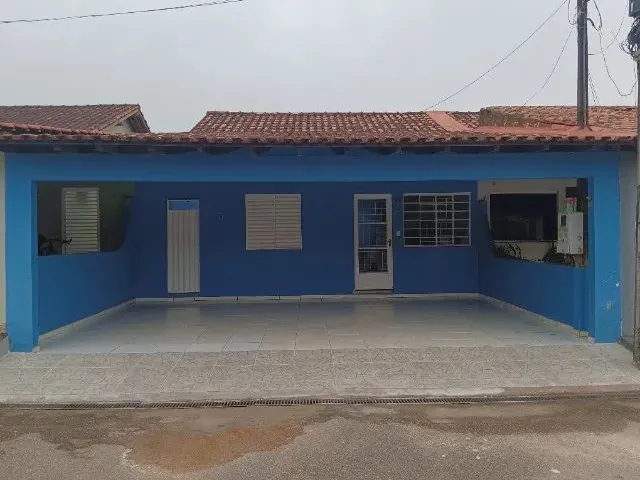 Imagem: A casa em condomínio possui 2 Dormitórios, 1 Banheiro, 3