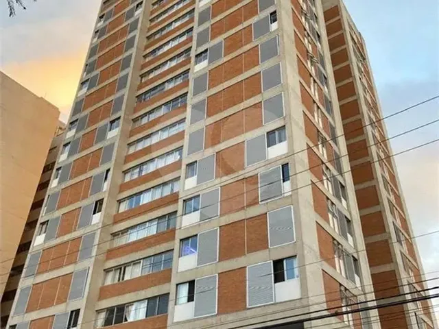 Imagem: O apartamento possui 3 Dormitórios, 1 Suíte, 4 Banheiros,