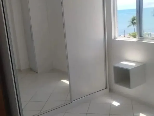 Imagem 10: Apartamento para Aluguel com 72M² com 2 Quartos, 1 Suíte a Beira Mar no Bairro De