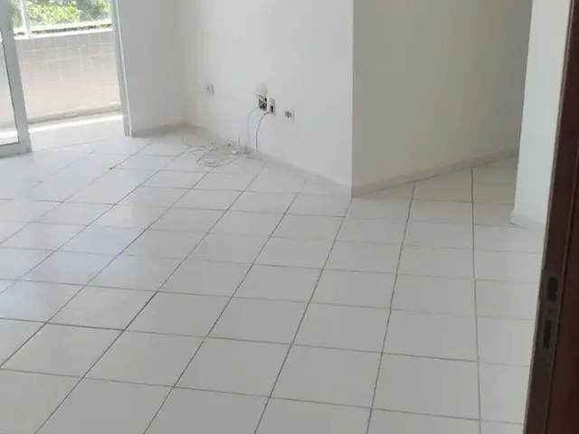 Imagem 13: Apartamento para Aluguel com 72M² com 2 Quartos, 1 Suíte a Beira Mar no Bairro De