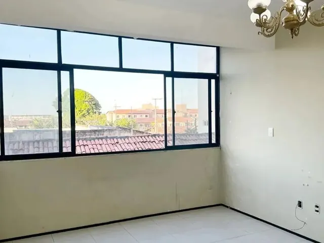 Imagem 7: Imóvel para Aluguel Possui 55 Metros Quadrados com 3 Quartos em Itaperi - Fortaleza - Ce