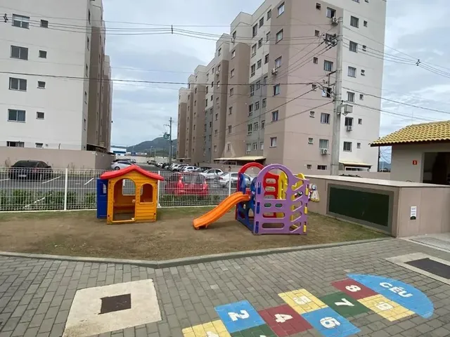 Imagem 2: Apartamento para Alugar em Serra, Porto Canoa, com 2 Quartos, com 48 M²