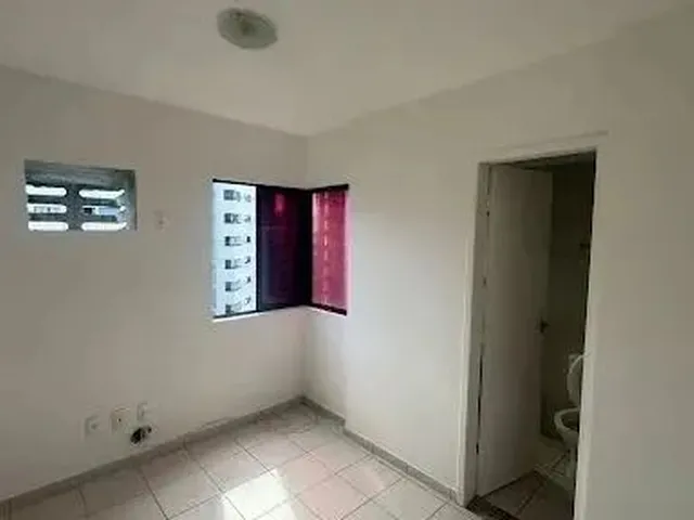 Imagem 2: Apartamento com 3 Dormitórios para Alugar, 60 M² por R$ 3.200,00/Mês - Espinheiro
