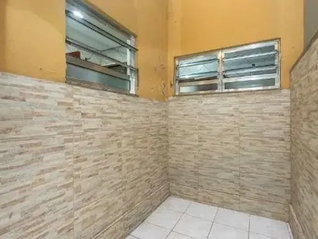 Imagem 2: Casa com 3 Dormitórios para Alugar, 396 M² por R$ 2.764,00/Mês - Cavalhada - Porto