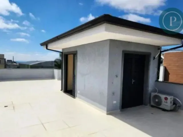 Imagem 3: Casa com 3 Dormitórios para Alugar, 224 M² - Xaxim - Experimente o Atendimento