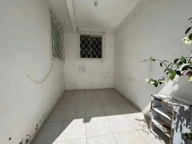 Imagem 3: Sobrado Duplex - de Frente para Rua - para Alugar no Boqueirão