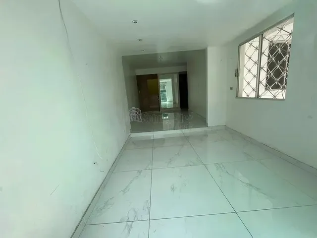 Imagem 6: Sobrado Duplex - de Frente para Rua - para Alugar no Boqueirão