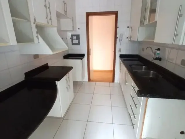 Imagem 11: Apartamento com 3 Quartos para Alugar por R$ 2300.00, 76.12 M2 - Xaxim - Curitiba/Pr