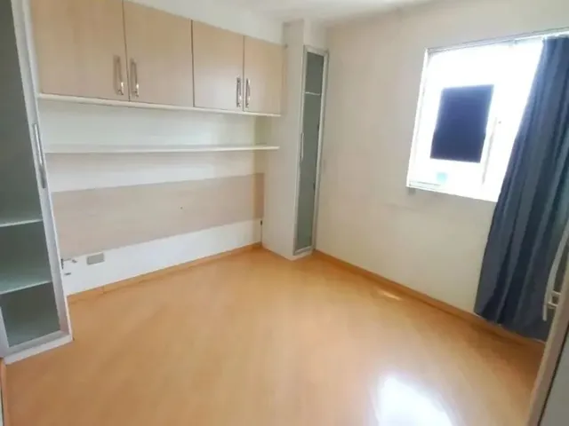 Imagem 7: Apartamento com 3 Quartos para Alugar por R$ 2300.00, 76.12 M2 - Xaxim - Curitiba/Pr