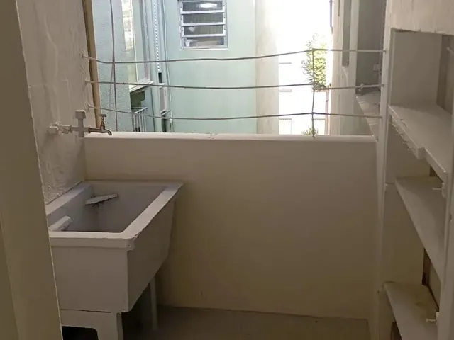 Imagem 14: Imóvel para Aluguel com 60 Metros Quadrados com 2 Quartos em Rio Branco - Porto Alegre