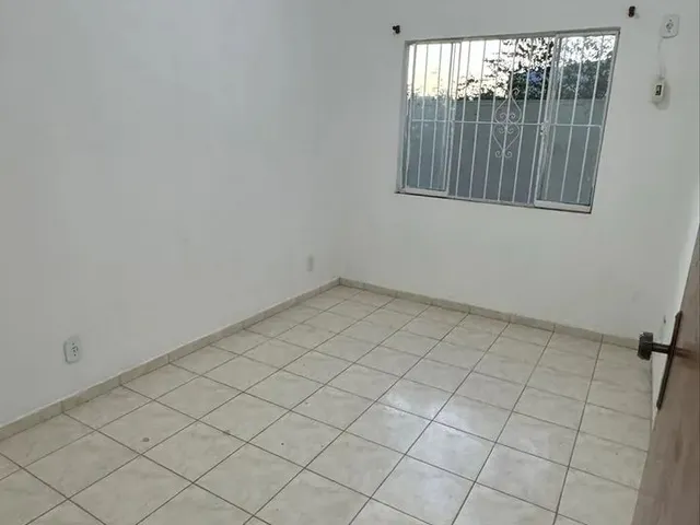 Imagem 3: Casa com 03 Quartos nas Pedreiras (Centro