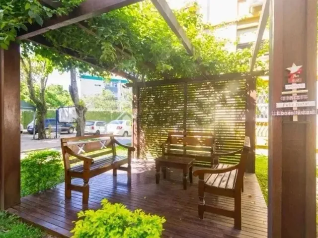Imagem 4: Apartamento com 2 Quartos e 51M² para Alugar em Passo da Areia, Porto Alegre