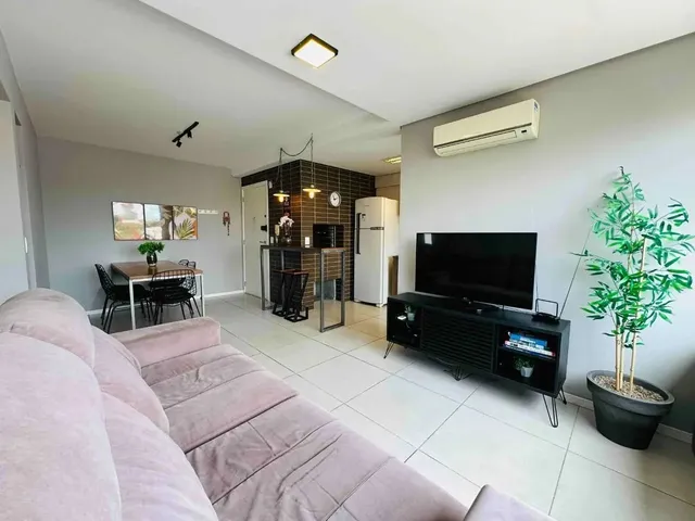 Imagem 9: Apartamento de 2 Quartos com Suíte, 2 Salas e 2 Vagas de Garagem no Partenon, Porto