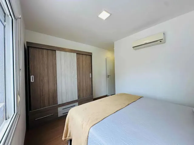 Imagem 11: Apartamento de 2 Quartos com Suíte, 2 Salas e 2 Vagas de Garagem no Partenon, Porto
