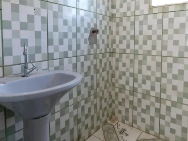 Imagem 13: Casa com 2 Quartos para Alugar no Bairro Mato Grande