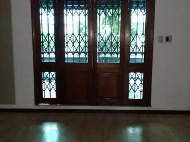 Imagem 2: Casa na Av. Generalíssimo Deodoro para Fins Comerciais