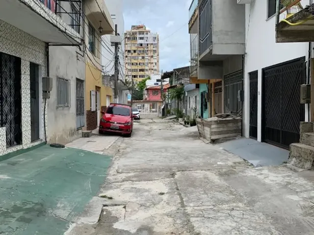 Imagem 12: Vendo/ Alugo Casa Estilo Bangalô na Cremação com 2 Suítes