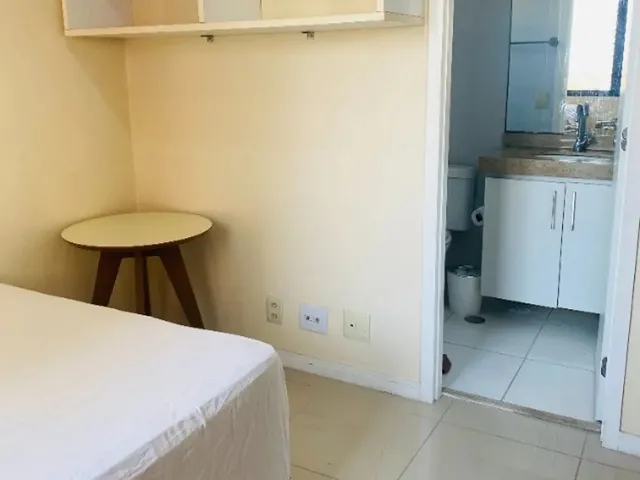 Imagem: Tudo Incluído - Quarto para Moças Profissionais