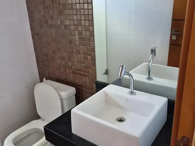 Imagem 5: Helio Pires Aluga Apartamento Mobiliado no Ed. Sorrento 2 Suites + Dependência Completa