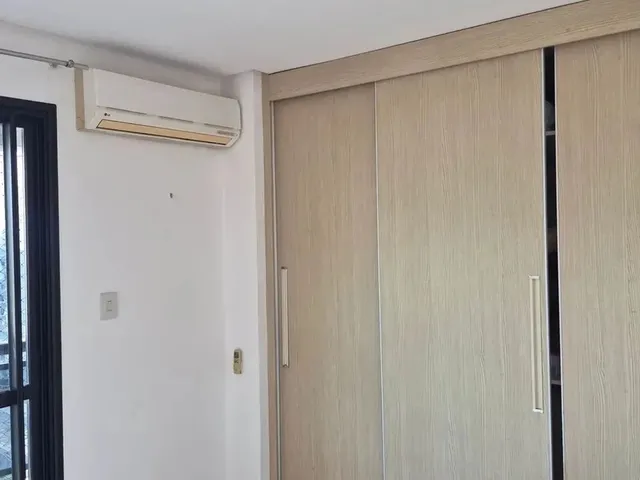 Imagem 6: Helio Pires Aluga Apartamento Mobiliado no Ed. Sorrento 2 Suites + Dependência Completa