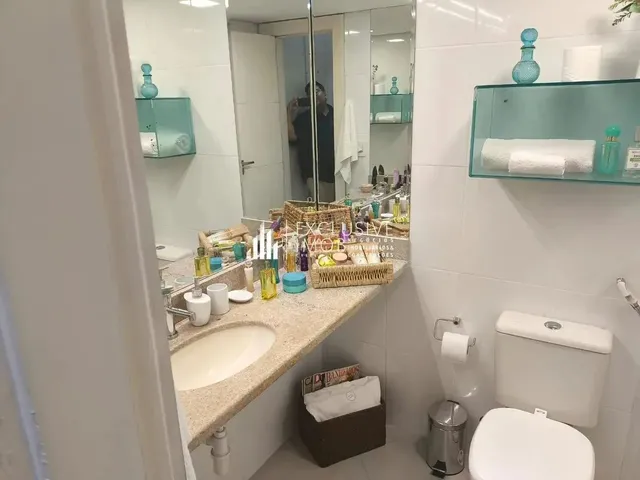 Imagem 7: Imóvel para Aluguel Possui 220 Metros Quadrados com 4 Quartos em Umarizal - Belém - Pa